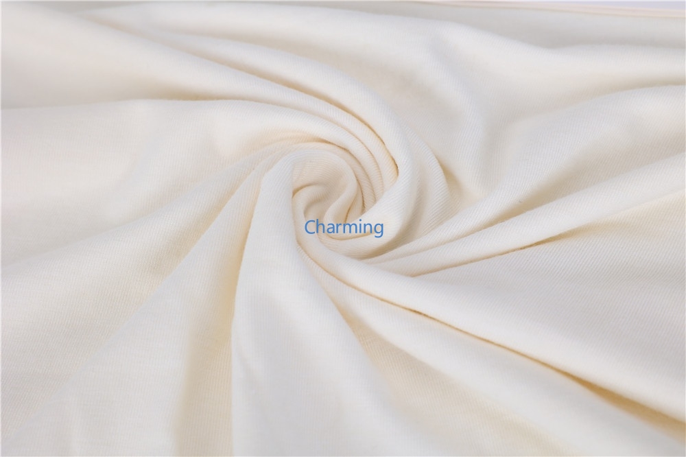 ����T������